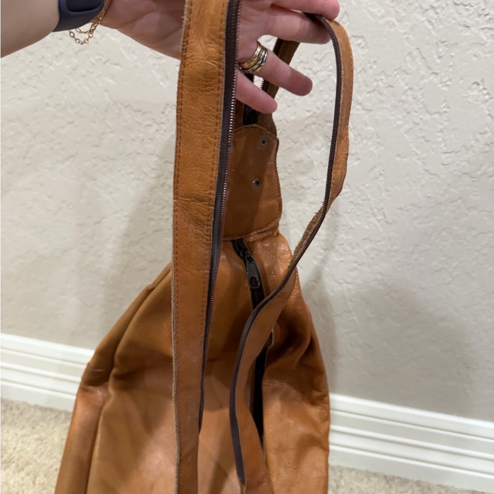 Genuine Leather Crossbody / Backpack - Picture 3 of 7
